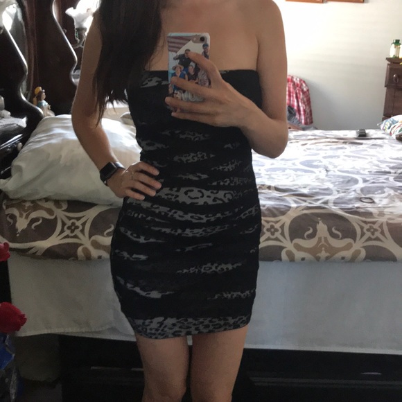 Strapless Medium Forever 21 Leopard Dress Black - Picture 2 of 6